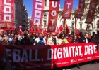 Miles de valencianos claman contra ?las privatizaciones?