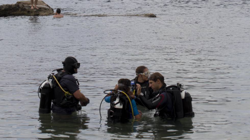 Encuentran bolsas de sábanas en el fondo del mar, lo que había dentro los tiene a todos en shock - Imagen 2