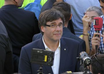 Puigdemont lamenta que Rajoy diga que “no puede y no quiere” hablar sobre el referéndum en Cataluña