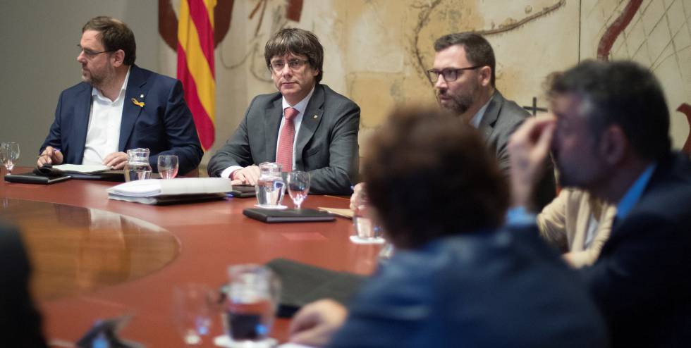 Puigdemont descarta elecciones y deja vía libre a la aplicación del artículo 155