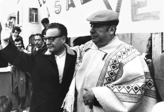 Resultado de imagem para Salvador Allende e Pablo Neruda