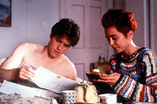 Hugh Grant y Charlotte Coleman, en Cuatro bodas y un funeral, de Mike Newell