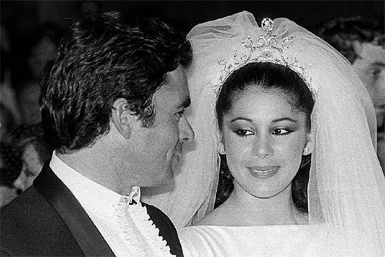 ISABEL PANTOJA "REINA DE LA COPLA...La Tonadilla, El Bolero, La Balada" VIDA Y OBRA DE UNA GRAN ARTISTA. 1156650755_740215_0000000000_noticia_normal