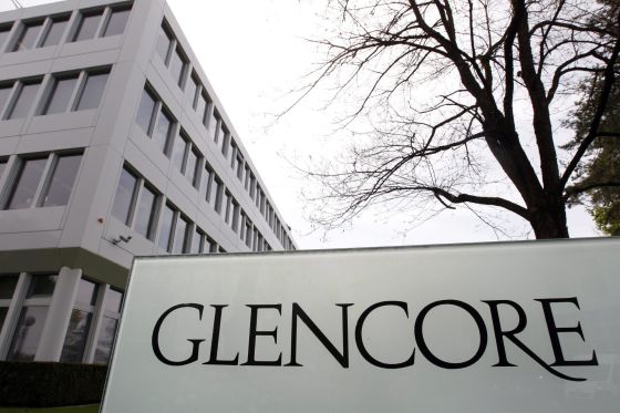 Glencore y Xstrata negocian su fusión en un gigante de la minería