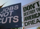 La economía de Estados Unidos acelera la creación de empleo