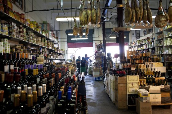 El comercio destruye cerca de 59.000 empleos durante 2010