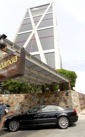 El consejo de Bankia analiza un rescate de unos 20.000 millones