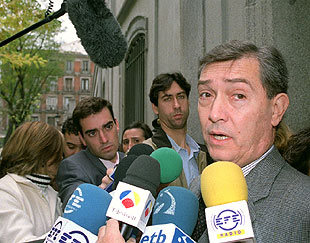 Pedro Liñán, abogado de la Asociación Víctimas del Terrorismo, a la salida del Supremo. - 1037179017_740215_0000000000_noticia_normal