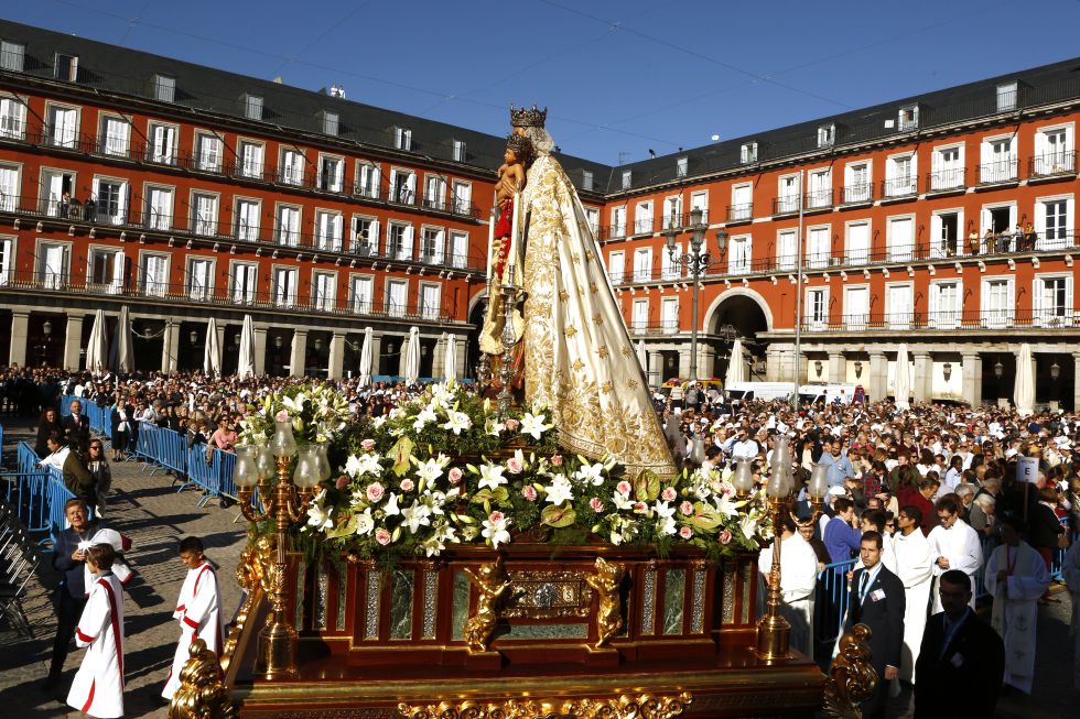 Fotos Festividad de la Almudena en imágenes Madrid EL PAÍS