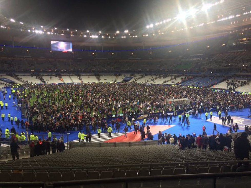 Los ataques en París en 20 imágenes - 1447451759_530868_1447453773_album_normal