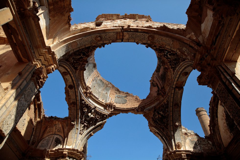 Ruinas de la iglesia de San Agustín, en Belchite viejo. Andrea Comas