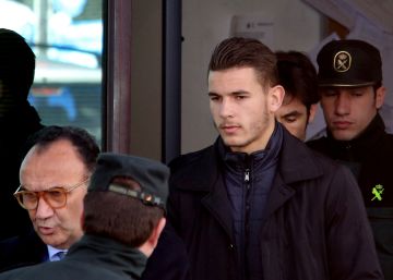 El fiscal pide siete meses de prisión para Lucas Hernández y seis para su pareja