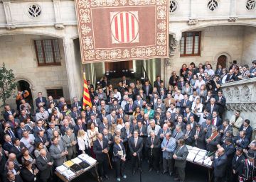 La Fiscalía cita como investigados a todos los alcaldes que apoyan el referéndum