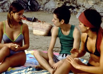 18 cosas que antes hacíamos los españoles en verano y hoy nos parecen aberrantes (o impensables)