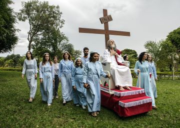 Se llama Inri Cristo y cree que es Dios