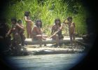 Survival International difunde fotos de indígenas aislados en Perú