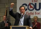 La campaña de Santorum renace con victorias en tres Estados