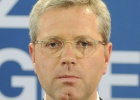 Merkel destituye al ministro Röttgen tras su derrota en Renania