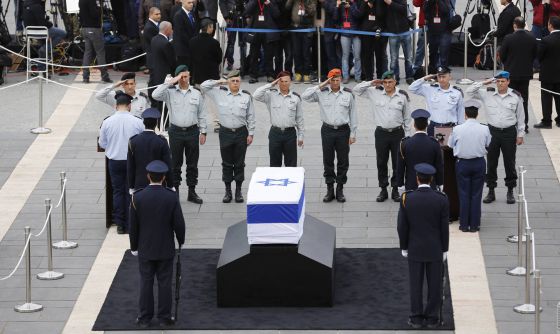 Israel se despide de Sharon con un funeral de Estado en el Parlamento