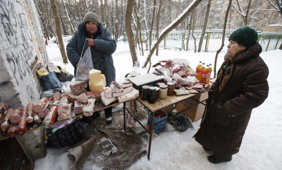 orphanage - Russian translation - babla English-Russian