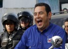 Las elecciones en Guatemala meten en el congelador la indignación