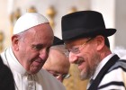 El Papa en la sinagoga de Roma: “No a toda forma de antisemitismo”