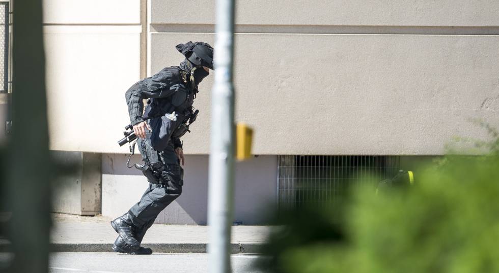 La policía abate a un hombre que abrió fuego en un cine en Alemania