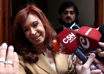 Un juez argentino procesa a Cristina Kirchner por corrupción