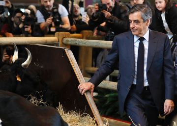 Los jueces convocan a Fillon para imputarle por los sueldos a su esposa