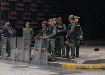 La fiscal general de Venezuela denuncia el asedio de la institución