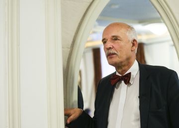 Un eurodiputado polaco culpa a las mujeres de la baja natalidad por “no quedarse en casa”