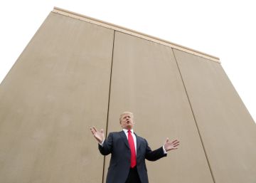 Trump, junto al muro: los inmigrantes “son escaladores profesionales”