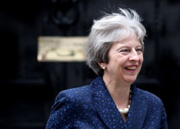 May se aferra al poder y a su plan para el Brexit