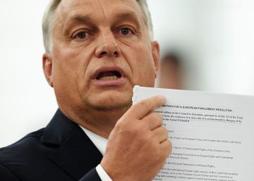 Los diputados populares españoles evitan apoyar la moción crítica con Orbán