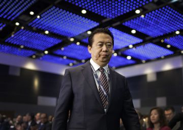 China confirma que retiene al presidente de Interpol