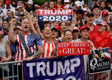 Trump llama a la unidad en un 4 de julio convertido en su festín patriótico