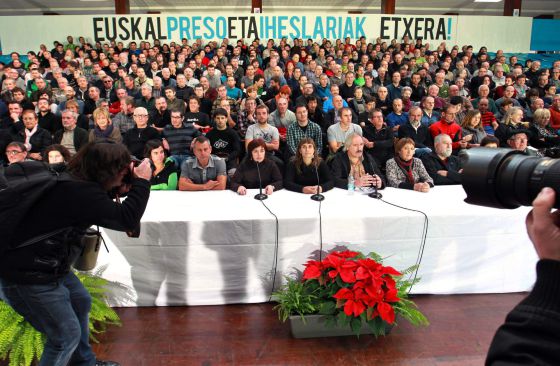 El Estado vasco que desea ETA es capitalista. 1323606833_619042_1323607015_noticia_normal