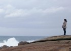 Las temperaturas, en valores de invierno y el viento azota a Galicia