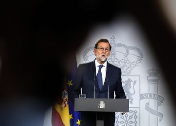 Rajoy responde a Puigdemont: “Los alcaldes tienen que saber que tienen detrás al Estado”
