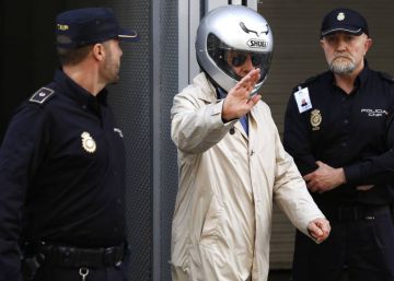 Billy el Niño perderá su medalla al mérito policial y el incremento en su pensión