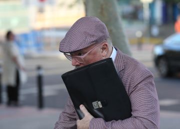 El juez mantiene a Villarejo en prisión