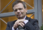 Sanidad veta a un grupo por negociar con trasplantes de médula