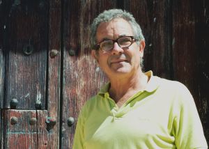Estoy reconstruyendo con mis manos el pueblo extremeño donde soy el único habitante