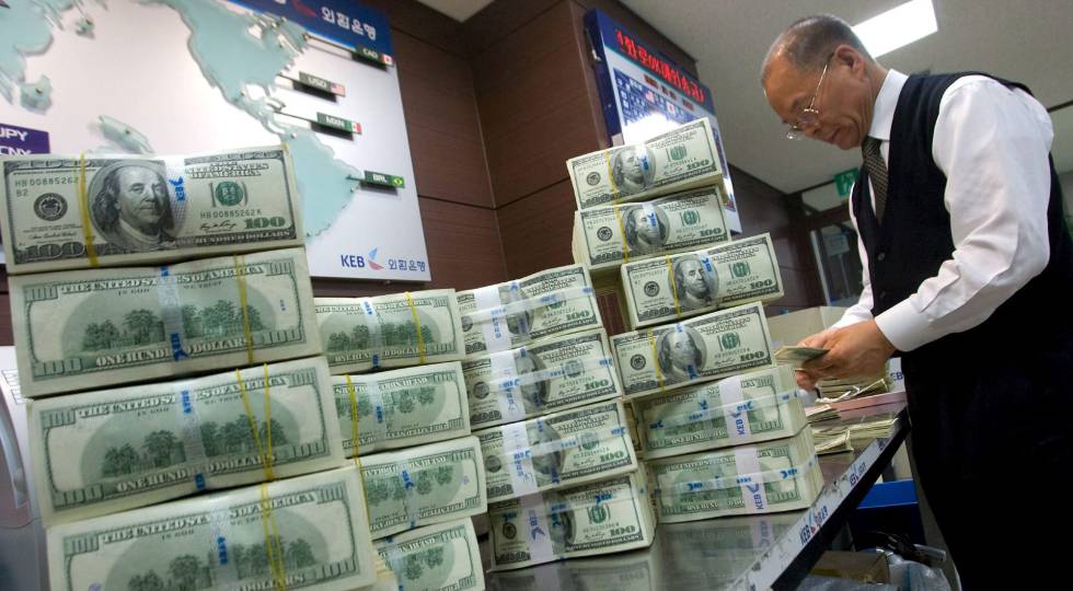 Por Que O Dólar Está Caindo Este Ano Economia El PaÍs Brasil Dólar Registrou Uma Queda De 11 Fe Ao Real No Mês Junho