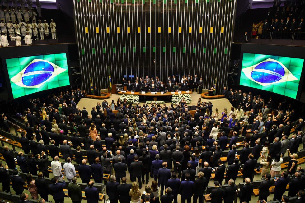 Vista do Congresso no momento do hino nacional.