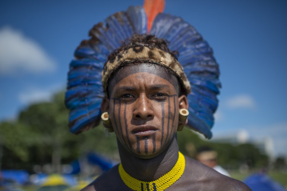 Apuã Pataxó, 24, do Maranhão: "Viemos protestar por muitas razões. Até a reforma da Previdência vai interferir nas nossas vidas. Para mim, é uma vergonha falar que dia 19 de abril é dia do índio. Somos índios 24 horas por dia". Apuã vive no Maranhão.