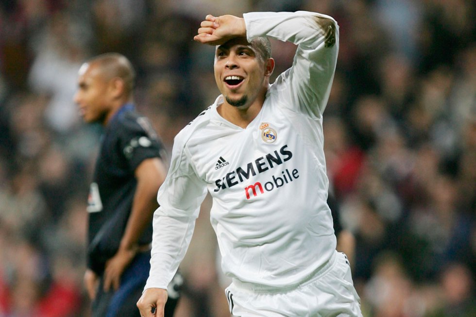 Nenhum aniversário se compara aos do jogador Ronaldo em sua época no Real Madrid. Modelos, todos os galácticos do time e todo tipo de celebridades iam à sua casa. Embora em 2003 tenhamos alucinado com as loucuras daquele aniversário, o próprio jogador declarou em entrevista a 'El Hormiguero' que suas "festas eram ainda melhores do que as pessoas poderiam imaginar". A banda La costa brava dedicou-lhe uma canção e o próprio Florentino Perez, presidente do clube. teve de intervir para que a animação noturna dos jogadores não saísse do controle.