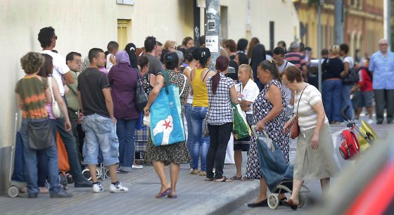 Las colas de la pobreza se alargan | Comunidad Valenciana | EL PAÍS
