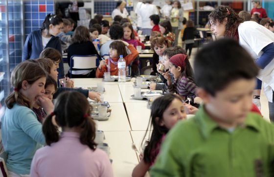 Solo uno de cada tres alumnos accede a un beca íntegra de comedor ... Solo uno de cada tres alumnos accede a un beca íntegra de comedor ...