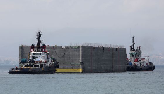 Fcc Lleva De Algeciras A Brasil Estructuras De Hormigon Para Un Muelle Y Un Dique Andalucia El Pais